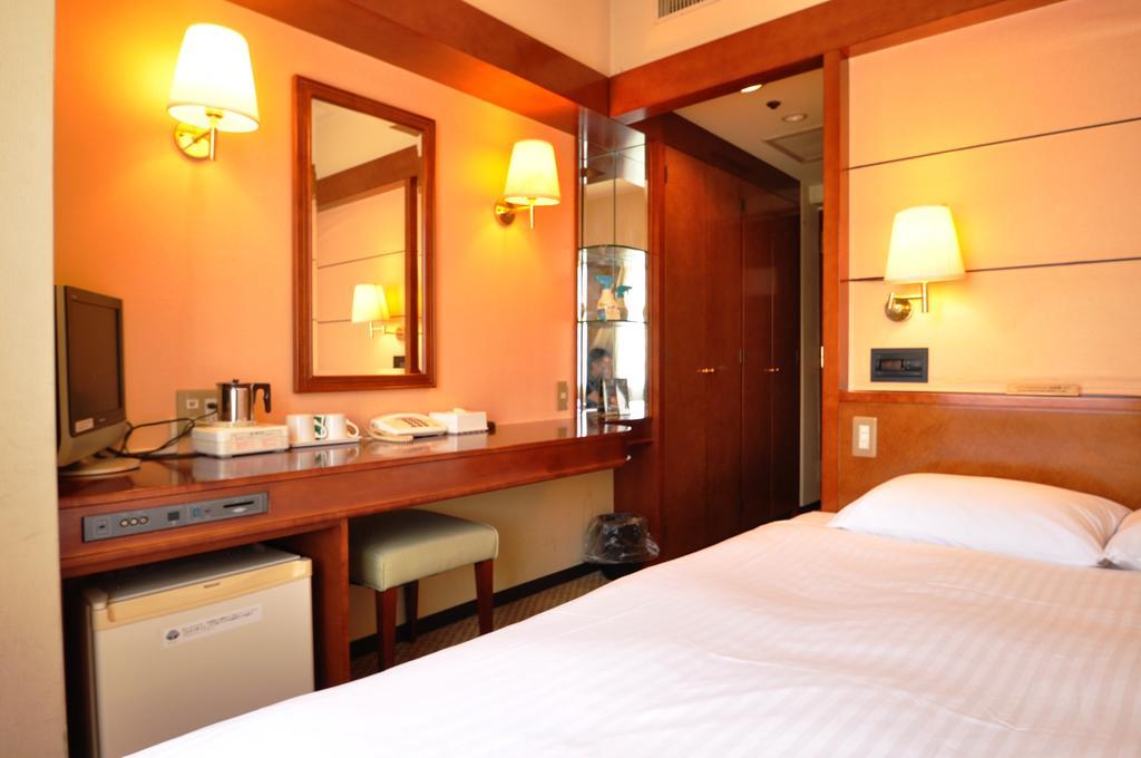 Toko City Hotel Umeda Osaka Rum bild